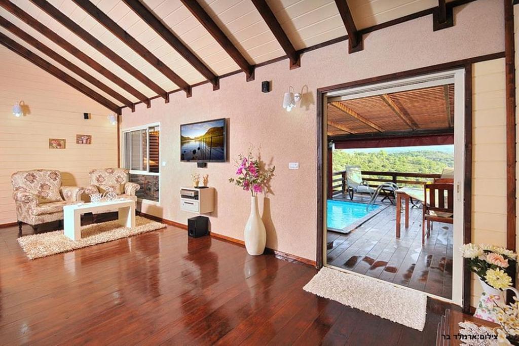 Between Sunrise And Sunset Suites Ya'ara 外观 照片
