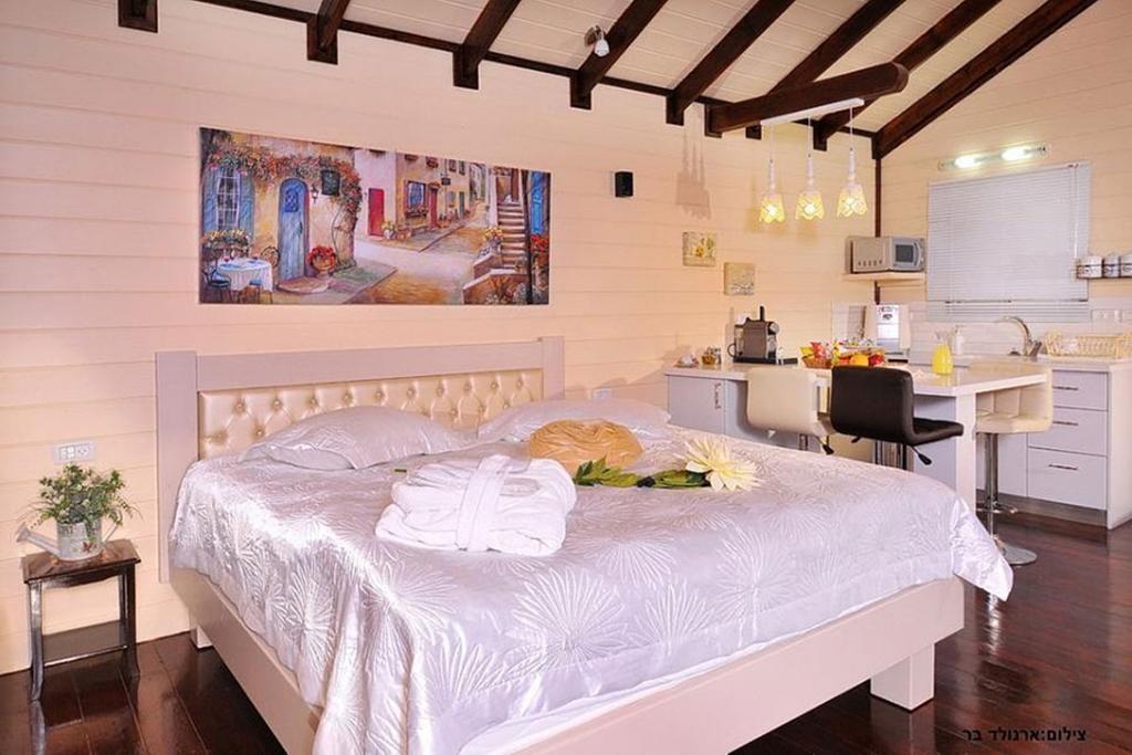 Between Sunrise And Sunset Suites Ya'ara 外观 照片